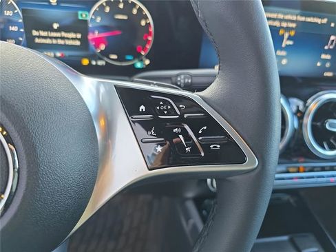 Certified 2026 Mercedes-Benz GLB 250 4MATIC image 34