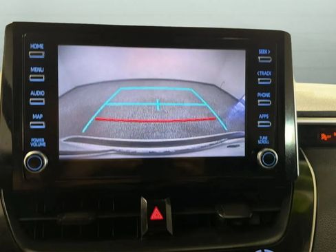 Used 2020 Toyota Corolla LE w/ Carpet Mat Package (TMS) FWD image 13