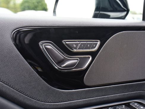 Used 2025 Lincoln Aviator AWD image 14