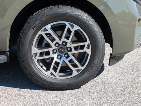 Used 2025 Ford Expedition Max Active image 11