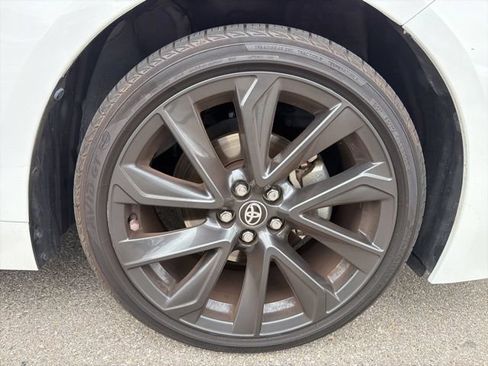 Used 2023 Toyota Corolla SE w/ SE Premium Package FWD image 27