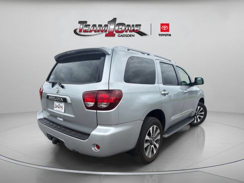 Used 2021 Toyota Sequoia Limited w/ Safety & Convenience Package AWD/4WD image 7