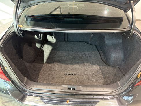 Used 2017 Nissan Altima 2.5 SR image 21