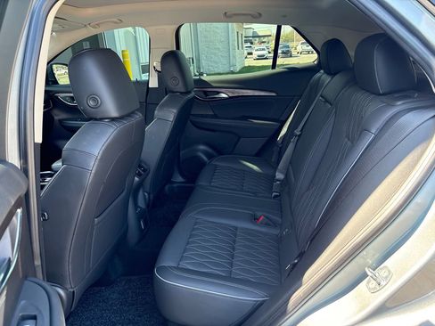 Certified 2023 Buick Envision Avenir image 31