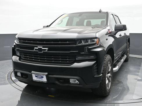 Used 2022 Chevrolet Silverado 1500 RST w/ Z71 Off-Road Package AWD/4WD image 7