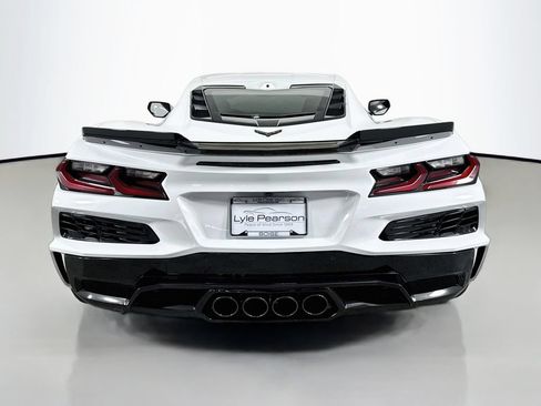 Used 2025 Chevrolet Corvette Z06 RWD image 10
