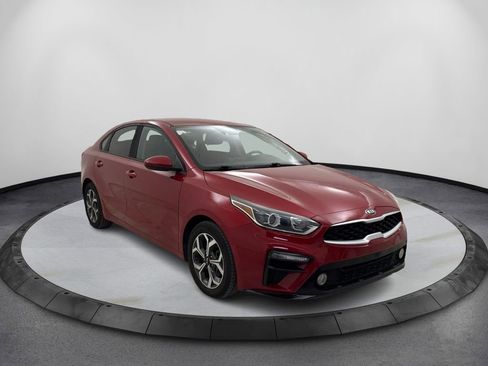 Used 2021 Kia Forte LXS image 3