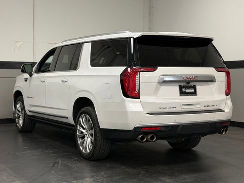 Used 2022 GMC Yukon XL Denali AWD/4WD image 10
