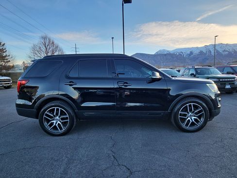Used 2017 Ford Explorer Sport w/ Equipment Group 401A image 2