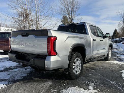 Used 2022 Toyota Tundra SR5 image 8