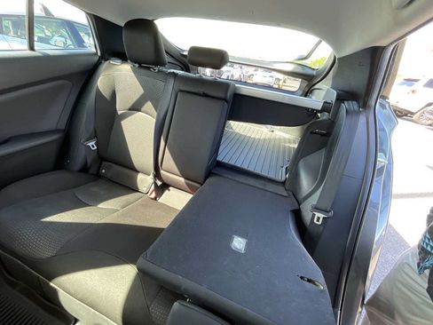 Used 2022 Toyota Prius LE FWD image 16