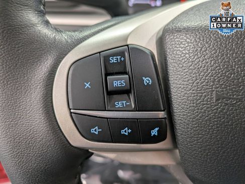 Used 2023 Ford Explorer XLT w/ Equipment Group 202A AWD/4WD image 19