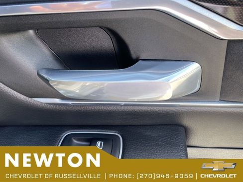 Used 2022 RAM 1500 Laramie AWD/4WD image 28