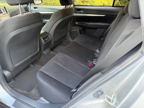Used 2014 Subaru Outback 2.5i Premium image 15