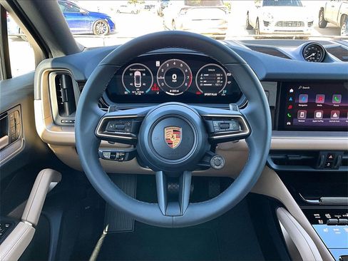 New 2026 Porsche Cayenne image 14