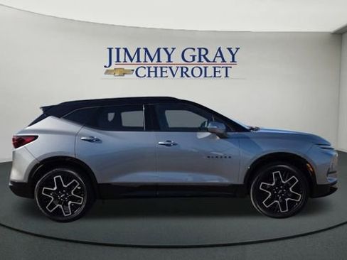 Used 2023 Chevrolet Blazer RS w/ Driver Confidence II Package image 2