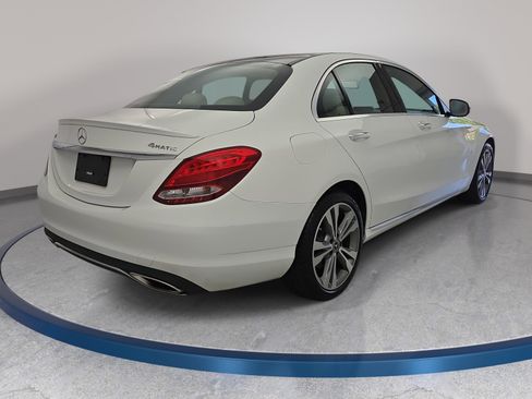 Used 2018 Mercedes-Benz C 300 4MATIC Sedan image 5