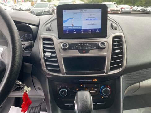 Used 2021 Ford Transit Connect XLT image 20