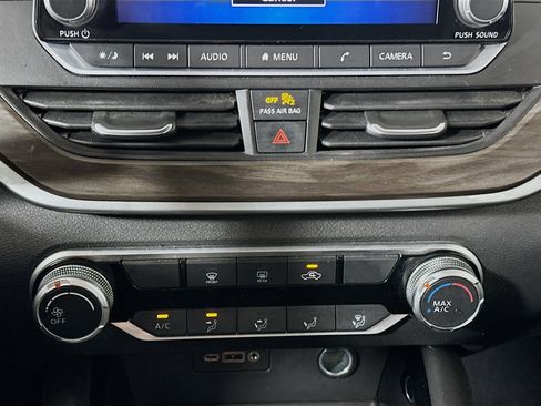 Used 2023 Nissan Altima 2.5 SV image 24