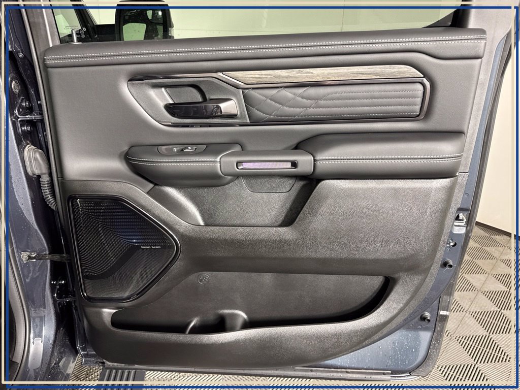 Used 2026 RAM 1500 Limited AWD/4WD image 44