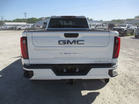 New 2026 GMC Sierra 3500 Denali Ultimate AWD/4WD image 5