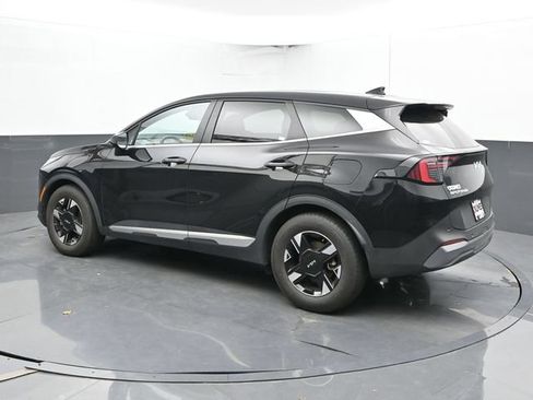 Used 2026 Kia Sportage LX FWD image 9