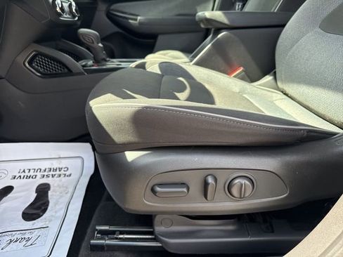 Used 2023 Chevrolet TrailBlazer LT FWD image 16