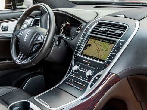 Used 2016 Lincoln MKX Black Label w/ Technology Package AWD/4WD image 30