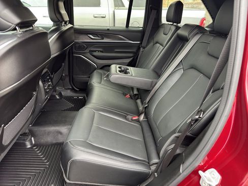 Certified 2022 Jeep Grand Cherokee Overland w/ Adv Protech Group III image 15