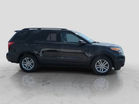Used 2015 Ford Explorer 4WD image 9