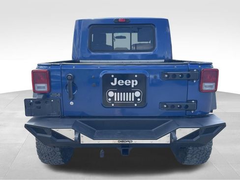 Used 2010 Jeep Wrangler Unlimited Sport image 8