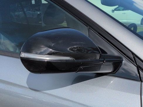 Used 2025 Buick Envista Sport Touring FWD image 11