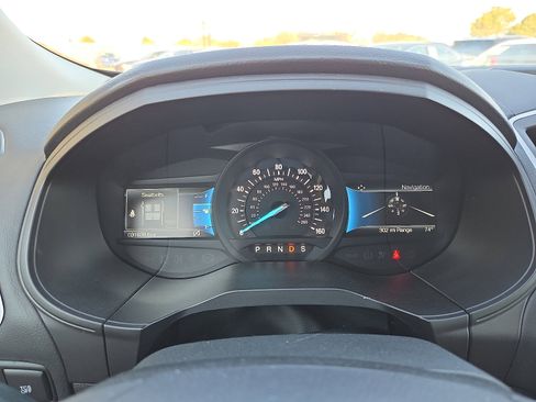 Used 2024 Ford Edge SEL image 18