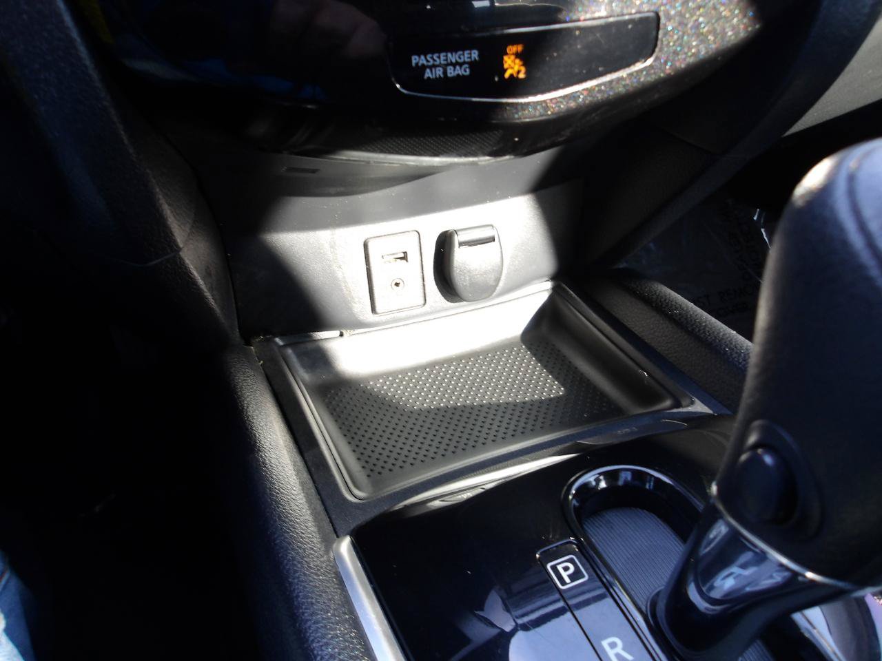 Used 2016 Nissan Rogue S AWD/4WD image 20
