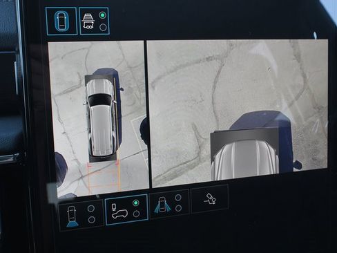 New 2025 GMC Yukon XL Denali w/ Sun & Power Step Package image 46