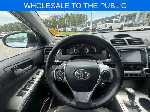 Used 2013 Toyota Camry SE FWD image 7