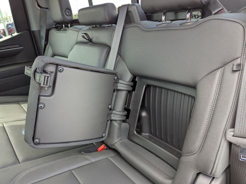 Used 2024 Chevrolet Silverado 1500 LTZ image 36