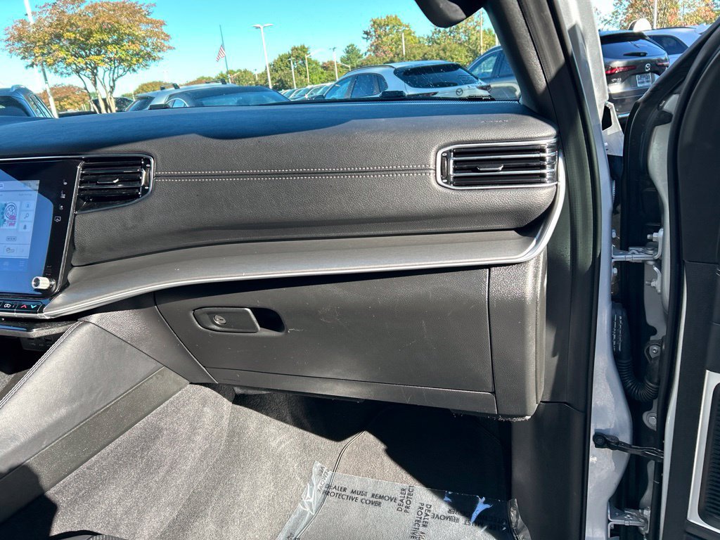 Used 2025 Jeep Wagoneer Series II w/ 8-Passenger Seating Package AWD/4WD image 44