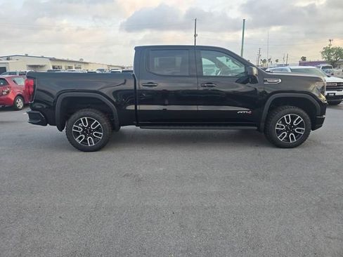 New 2026 GMC Sierra 1500 AT4 image 3