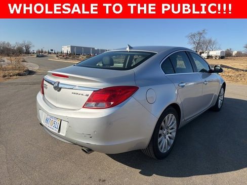 Used 2012 Buick Regal Premium image 3
