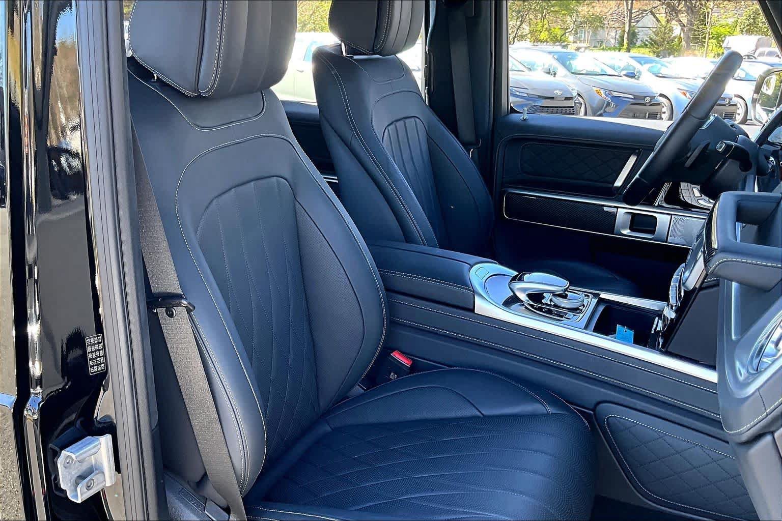 Used 2023 Mercedes-Benz G 550 image 9