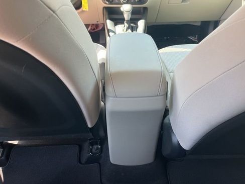 Used 2023 Kia Soul LX w/ LX Technology Package FWD image 15