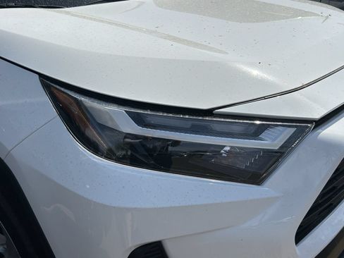 Used 2025 Toyota RAV4 LE AWD/4WD image 12