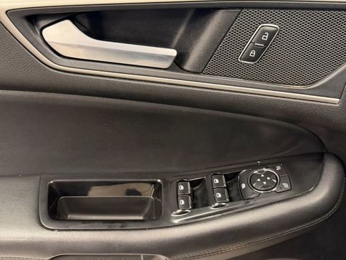 Used 2018 Ford Edge SEL w/ Equipment Group 201A image 13