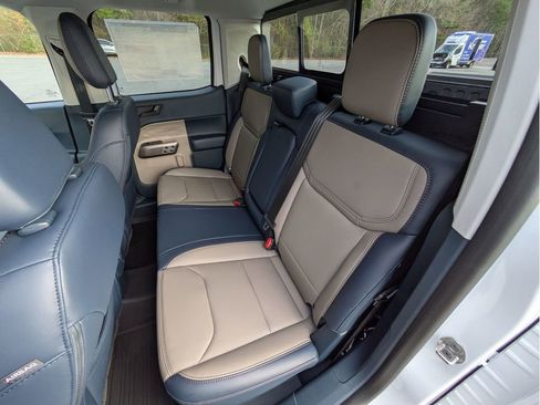 New 2026 Ford Maverick Lariat w/ 4K Tow Package image 26