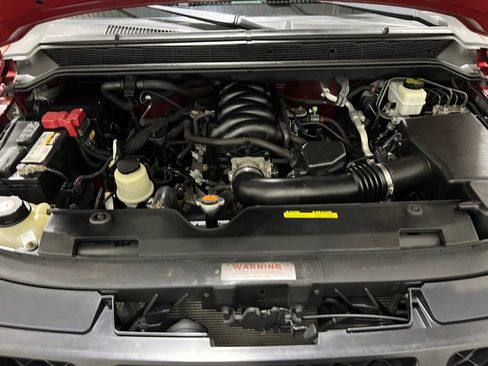 Used 2015 Nissan Titan S image 19