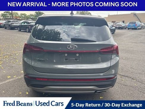 Used 2023 Hyundai Santa Fe SE FWD image 7