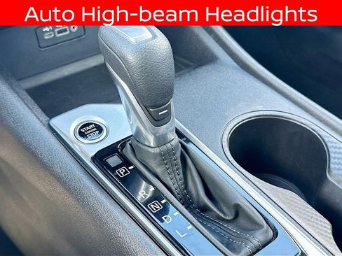 Used 2025 Nissan Altima 2.5 SV image 13