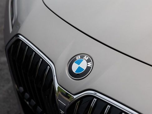 Used 2024 BMW 760i xDrive w/ Premium Package 2 image 14