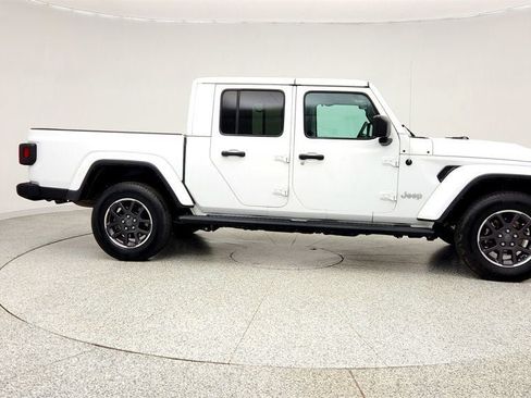 Used 2023 Jeep Gladiator Overland AWD/4WD image 4